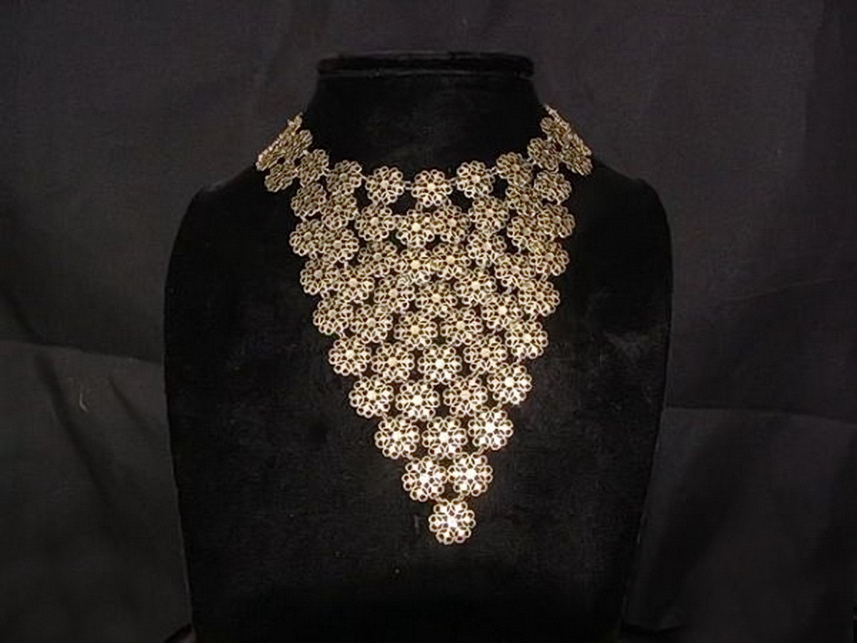 Vendome Bib Collar Mid Century Cleopatra Flower Links Necklace