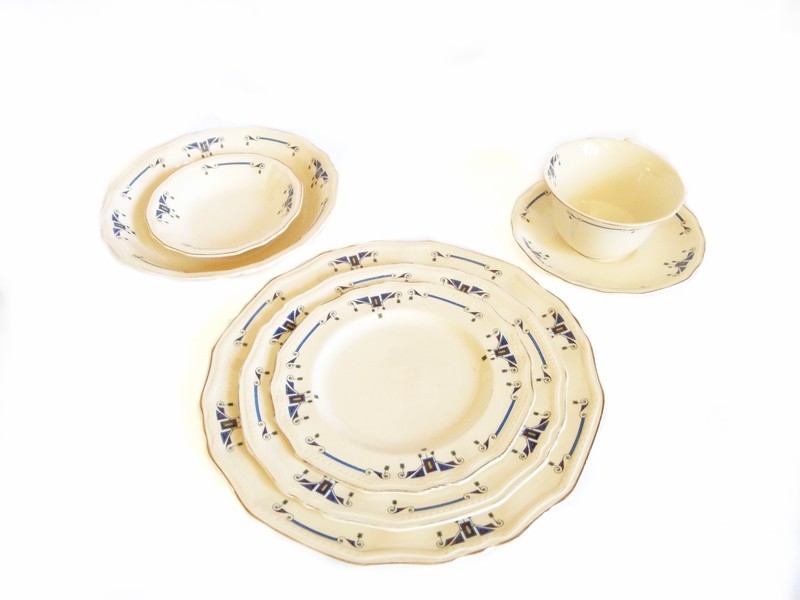 Art Deco Alfred Meakin Orient Marigold Astoria 7 pc Place Setting