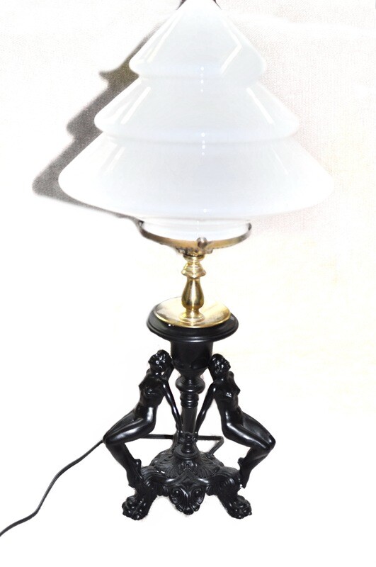 RARE three nudes 1920's lamp