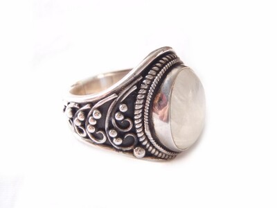 Vintage Sajen Moonstone Silver Boho Statement Ring
