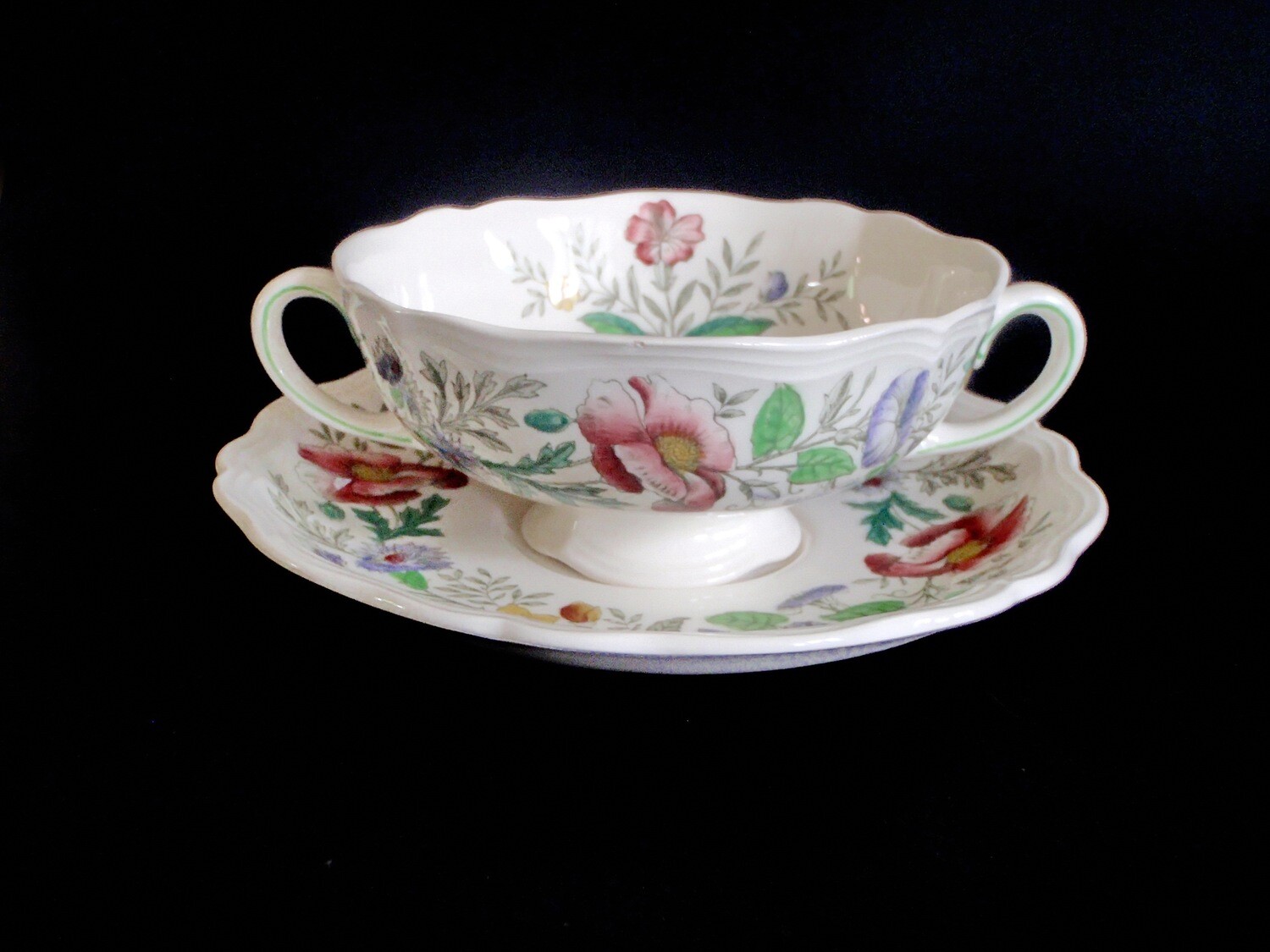 4 Royal Doulton Stratford Soup Bowls Cups with Under Plate