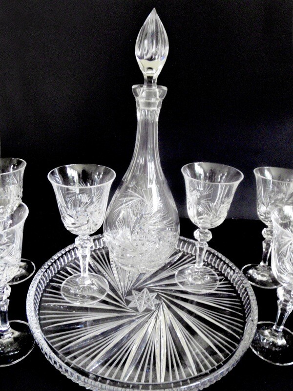 12pc Crystal Pinwheel Barware Set