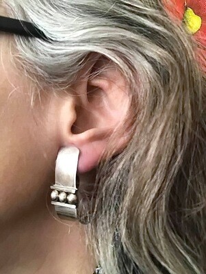 Brenda Schoenfeld Taxco Mexico Silver Clip On Earrings