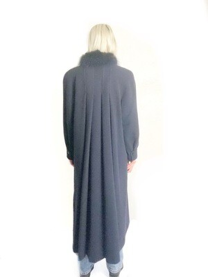 Stunning Pure Virgin Wool Vintage Coat