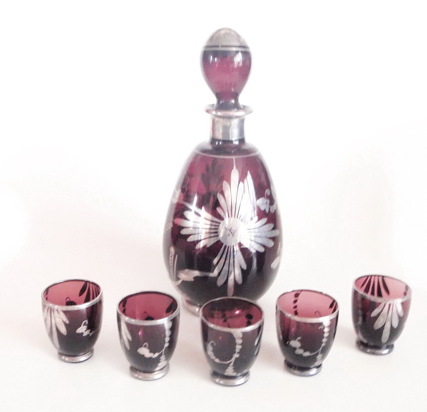 Art Deco 9 In Decanter with Shot Glasses 
