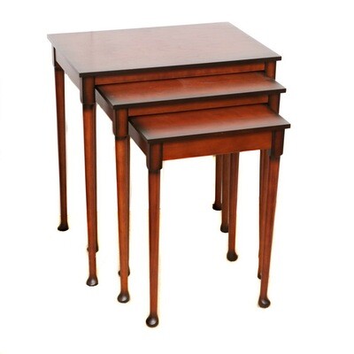 90s Bombay Company 3 Mahogany Nesting Tables