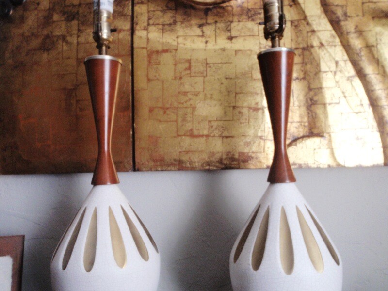 2 Retro Mid Century Ceramic Teak Atomic Table Lamps