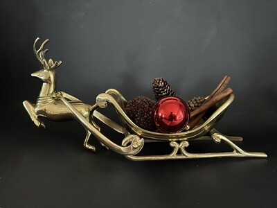 Vintage Bombay Solid Brass Reindeer Sleigh Centerpiece Decorative Bowl