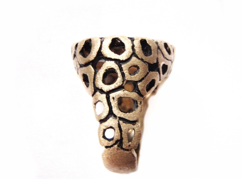 HUGE Mid Century 14k Gold Brutalist Onyx Designer Ring