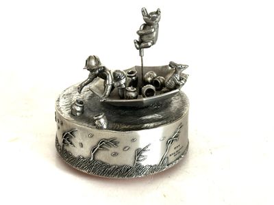 1963 Selangor Pewter Winnie the Pooh Windy Day Music Box