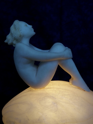 RARE Art Deco Nude Women on Seashell Lamp 