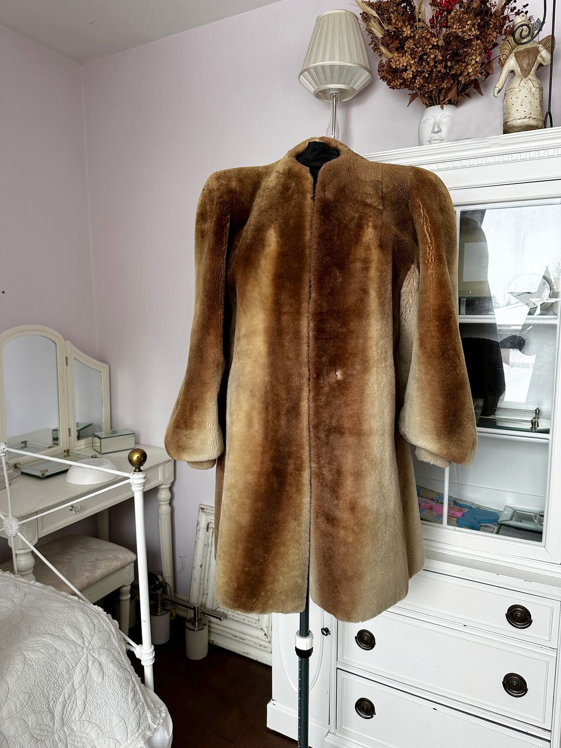 40s Mouton Sheared Sheep Coat w Balloon Sleeves