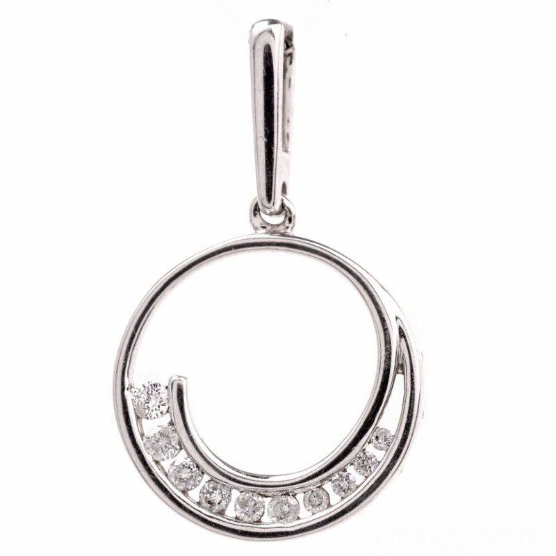 10 Diamond 14k Gold Circle Designer Pendant Necklace