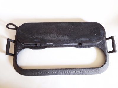 RARE 4 Section 1800's Pancake Griddle