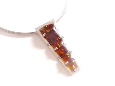High Fashion Amber Pendant Necklace 