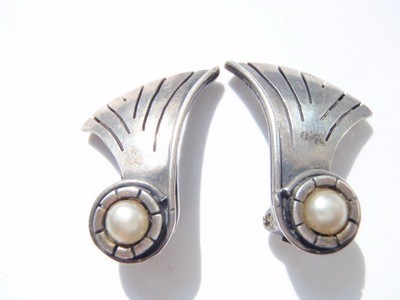 William Spratling 1940s Pearl Earrings Taxco Silver Pearls Eagle 13