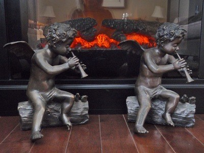 1 Vintage Bronze Cherubim Sculptures for Fireside Fireplace Mantle