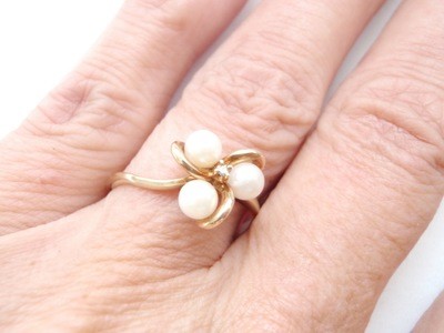 Three pearl and diamond ring