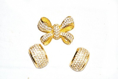 Vintage Christian Dior Bow Swarovski Crystal Brooch Earrings