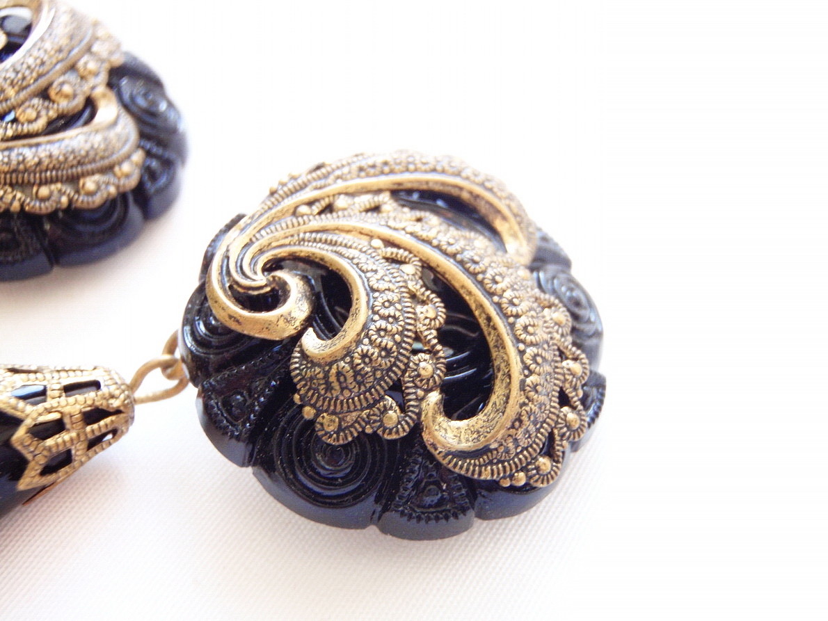 1980s Earrings Molded Thermoplastic and Metal Paisley Design,