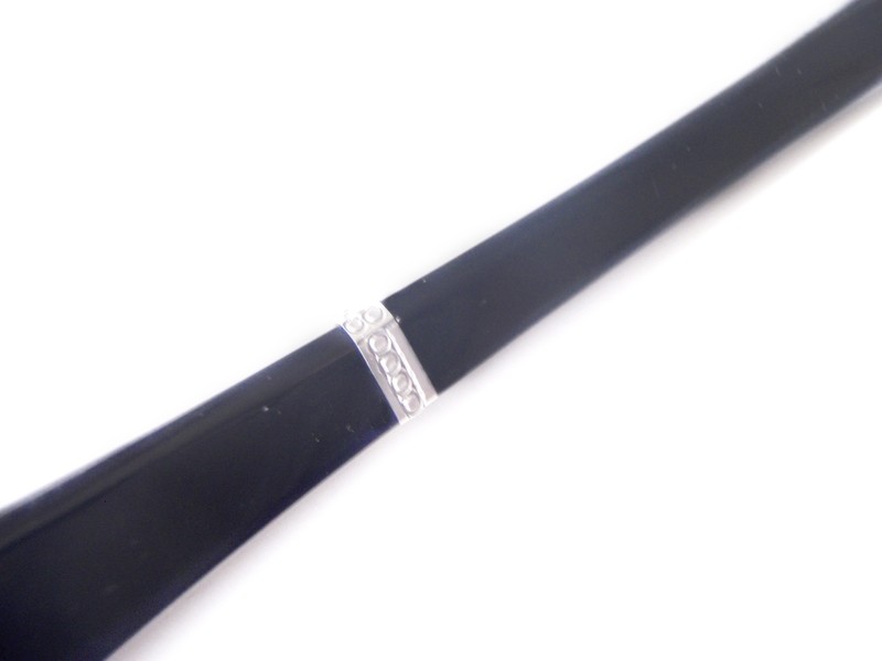 Lovely White Gold Details For French Cigarette Holder 