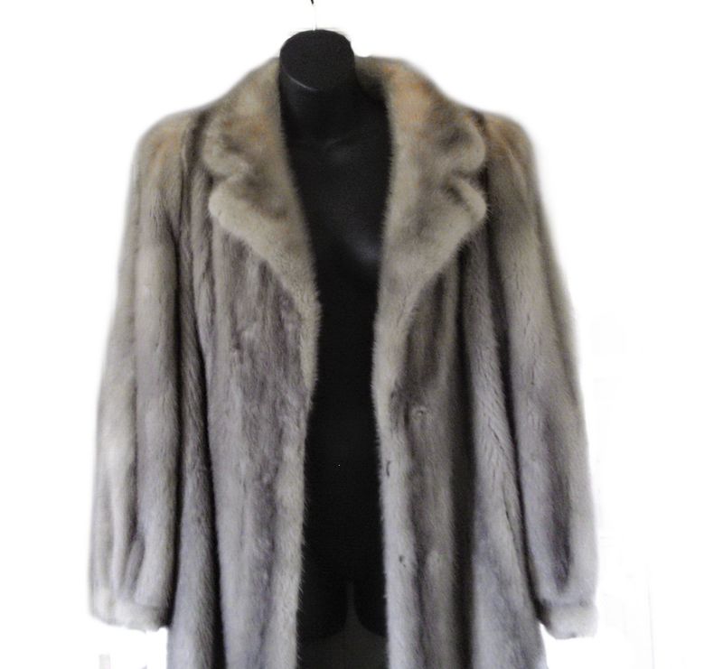 Vtg Striking Silver Mink Ladies Fur Coat