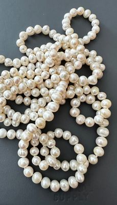 Vtg 60 Inch Freshwater Pearl Necklace