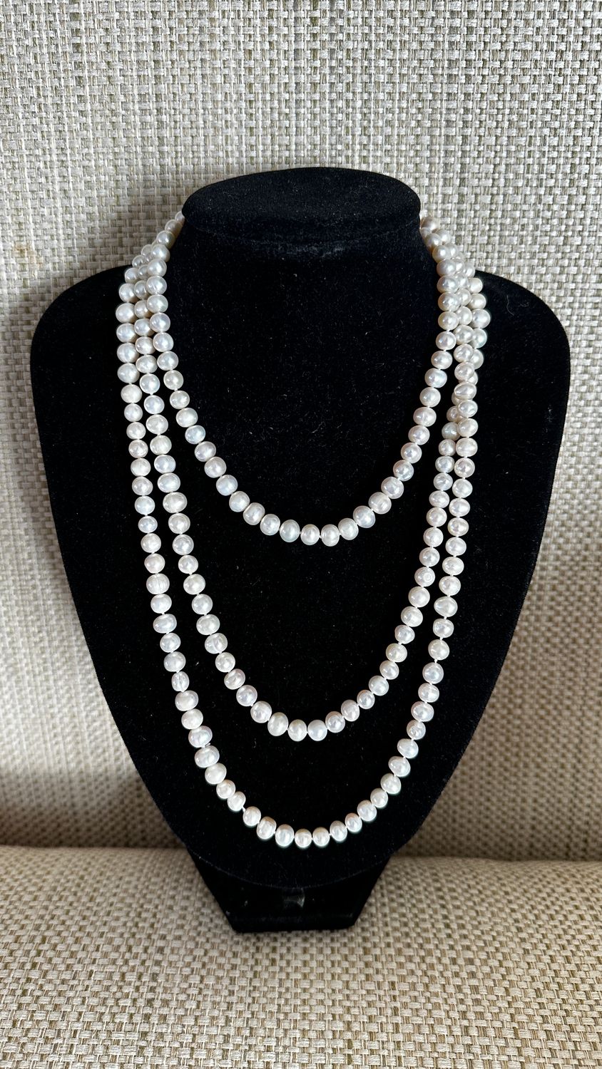 Vtg 66 Inch Freshwater Pearl Necklace