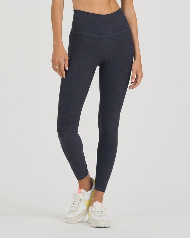 Clean Elevation Legging