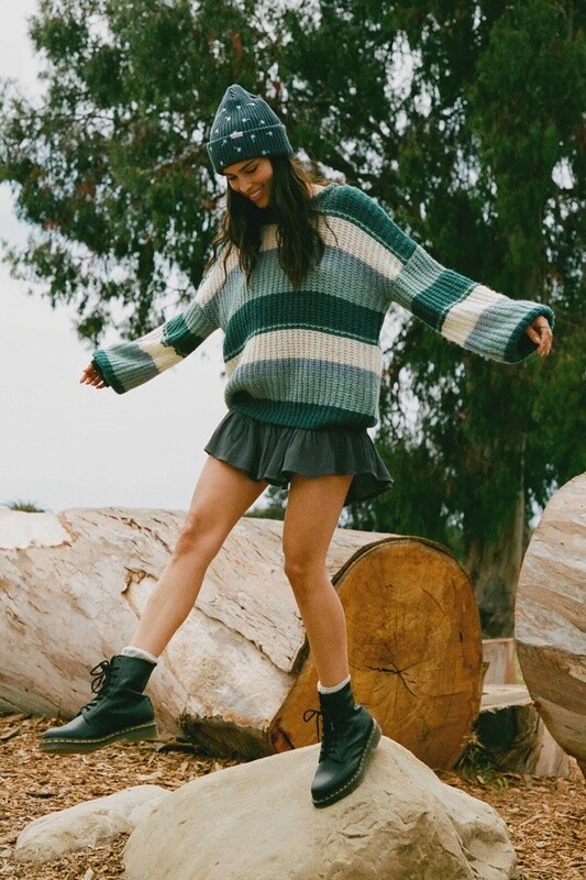LAKE VIEW SWEATER