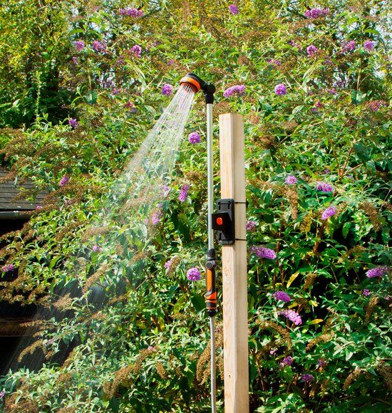 FERM - GSA1003 - 2 in 1 - Tuindouche - Tuinsproeier - Verstelbare Douchekop - 180˚ - 3 verschillende Sproeistanden - Monteerbare Douchehouder