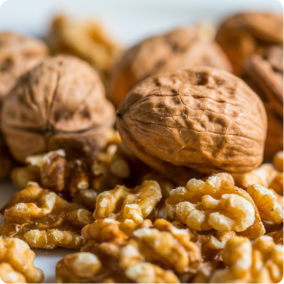 Shelled walnuts