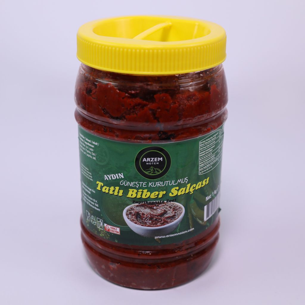 Tatlı Biber Salçası