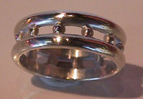 DOUBLE BAND WITH BALLS RING - SIZE 06