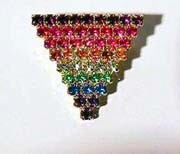 TRIANGLE RHINESTONE STRIPE PIN