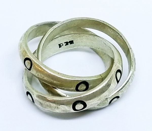 INTERLOCKING 3-BAND RING