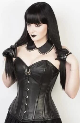 EVEREST FAUX LEATHER OVERBUST CORSET EVEREST FAUX LEATHER OVERBUST CORSET