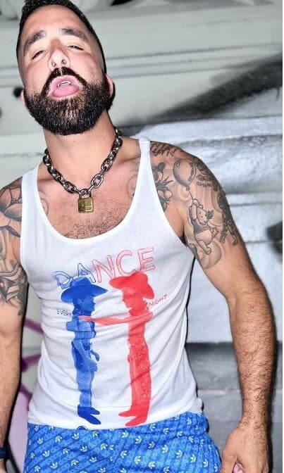 HORSE & HORN DANCE COWBOY KEN WHITE TANK