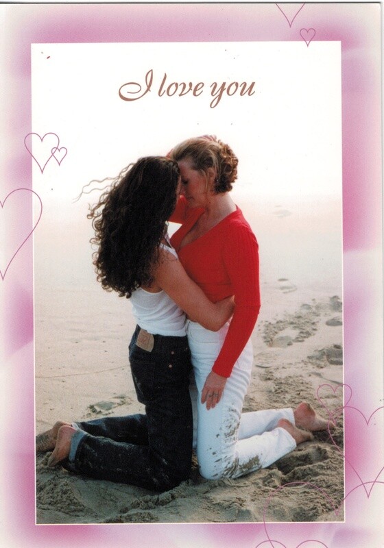 VALENTINE CARD-GIRLS KISSING ON BEACH