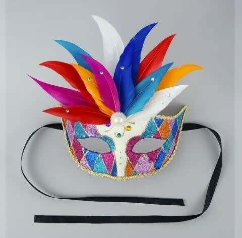 ZUCKER GOOSE FEATHER JUBILEE MASK