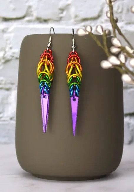 PRIDEMAILLE EARRING LGBTQ RAINBOW PRIDE SPIKE