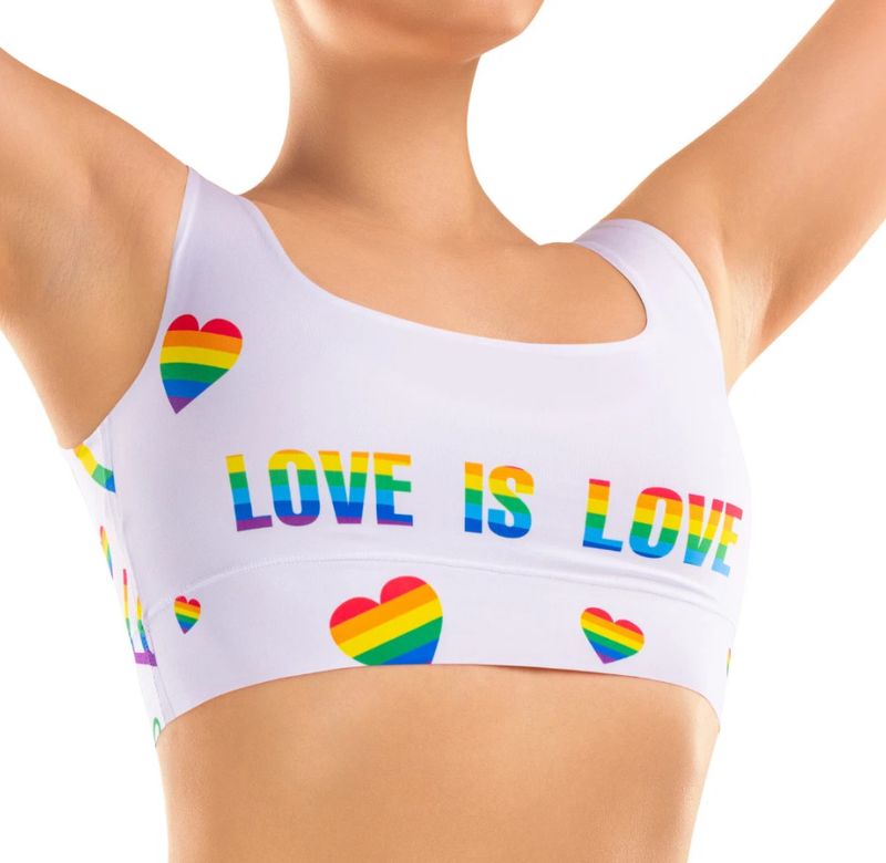 MEMEME PRIDE COLLECTION LOVE CROP TOP MEMEME PRIDE COLLECTION LOVE CROP TOP