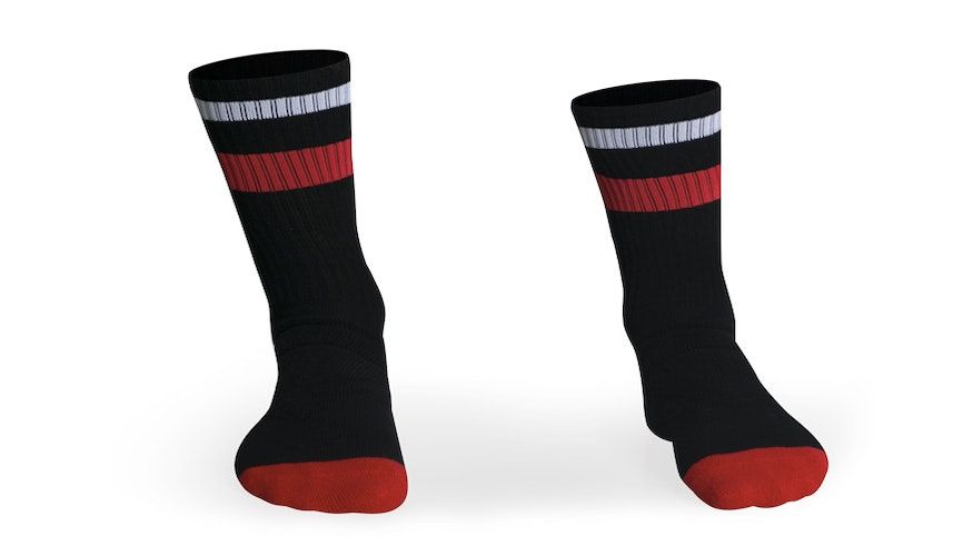 AUSSIEBUM WIDE STRIPE SOCKS, Color: BLACK/RED
