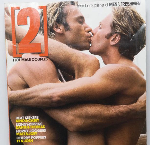 2 HOT MALES COUPLES MAG  MAR + APR  2002