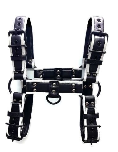GLOW IN THE DARK BLACK BULLDOG HARNESS WITH SILVER PIPING GLOW IN THE DARK BLACK BULLDOG HARNESS WITH SILVER PIPING