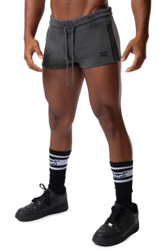 NASTY PIG OMEGA TRUNK SHORT BLACK, Size: SMALL