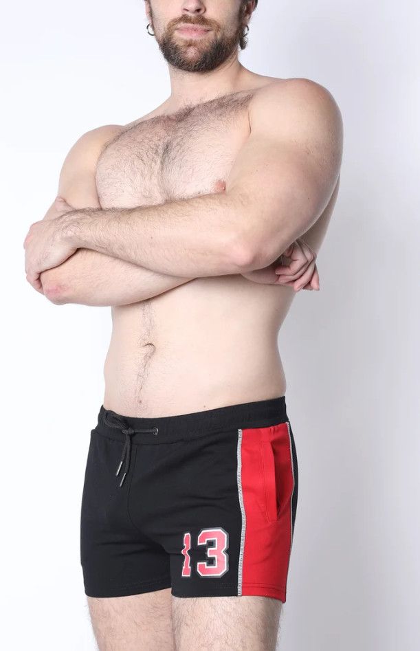 CELLBLOCK 13 FIELD GOAL ZIPPER SHORT RED CELLBLOCK 13 FIELD GOAL ZIPPER SHORT RED, Size: SMALL