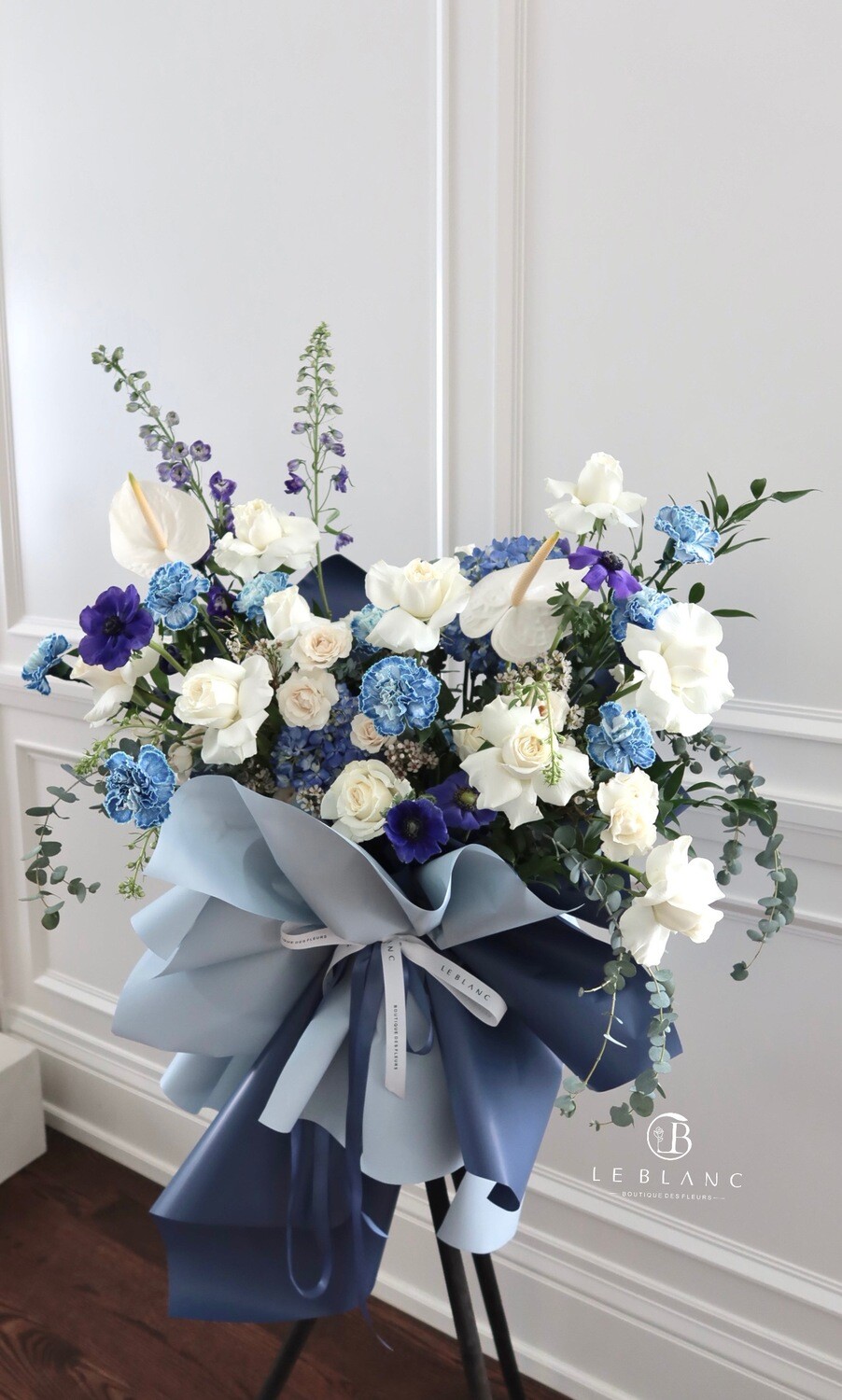 Flower Stand I