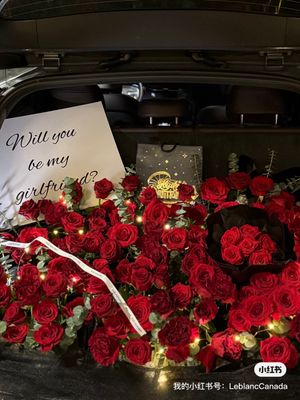 Trunk Surprise - 99 Roses
