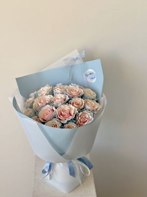 Marshmallo Round Bouquet II (19/33 stems)